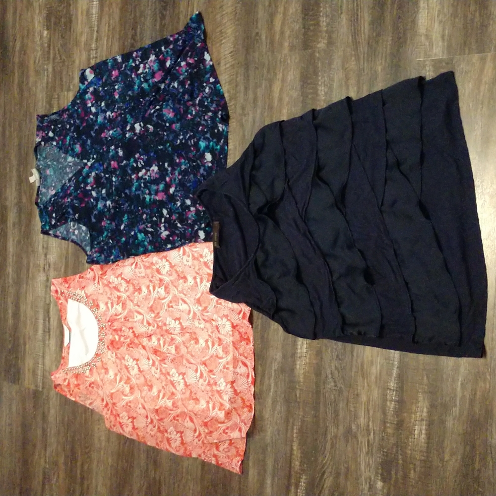 Women's Tank Top Bundle, size XL, 3 Tank Tops all XL